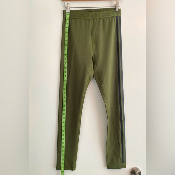 Ivy Park x Adidas ‘base layer’ wild pine Tights, sz Large - Picture 11 of 12